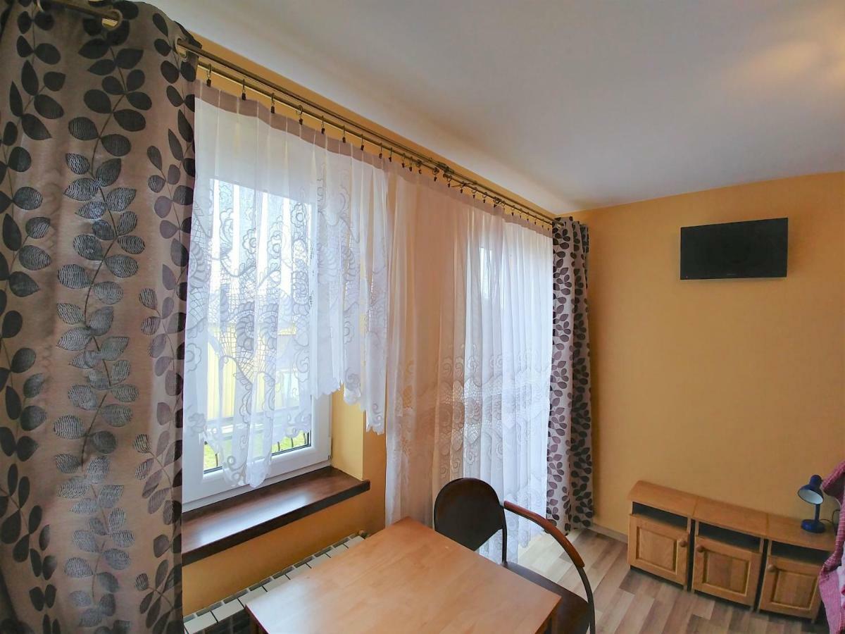 Bed and Breakfast U Zosi Пизувка Екстер'єр фото
