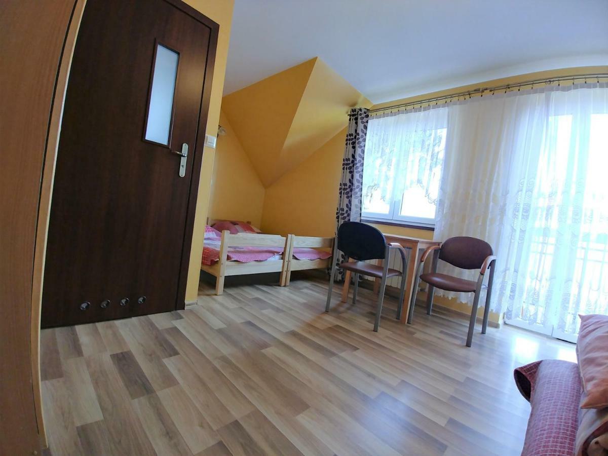 Bed and Breakfast U Zosi Пизувка Екстер'єр фото