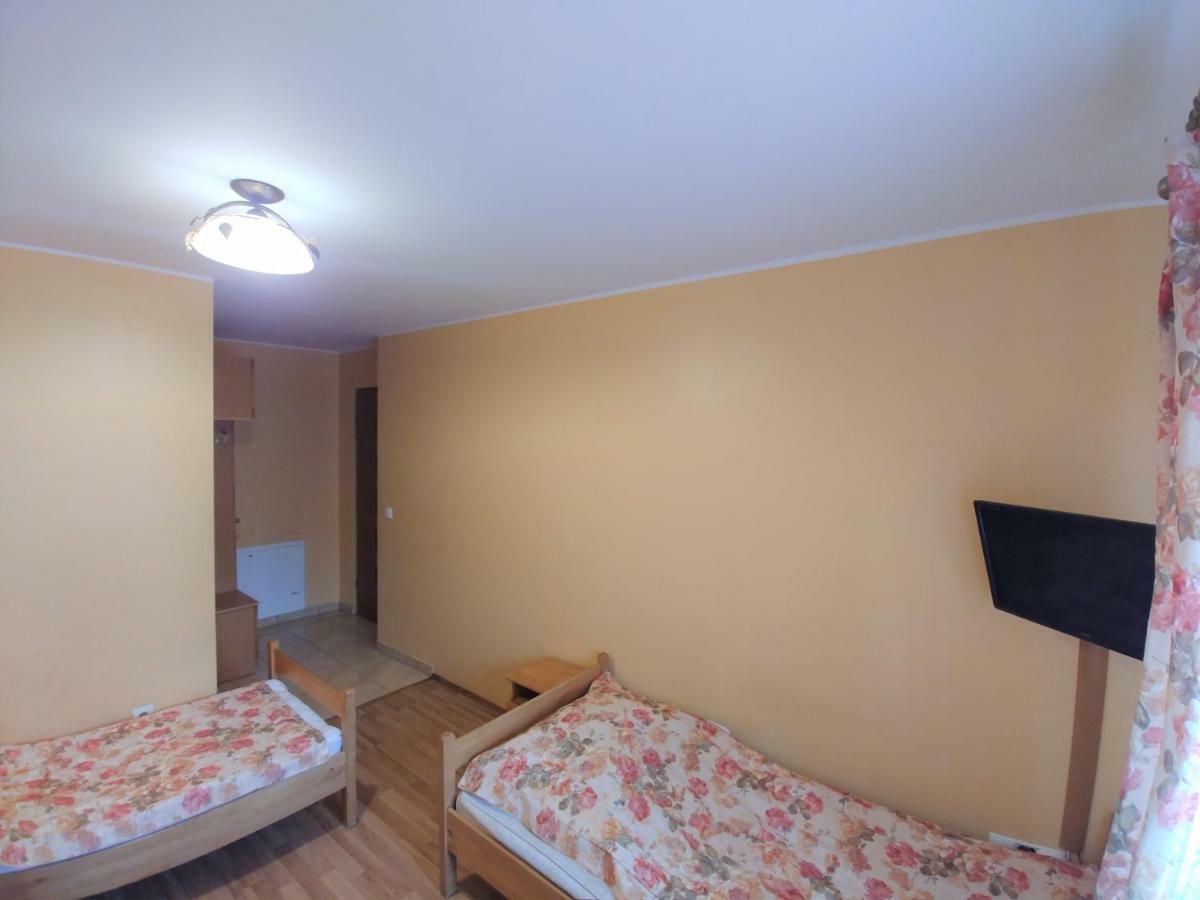 Bed and Breakfast U Zosi Пизувка Екстер'єр фото