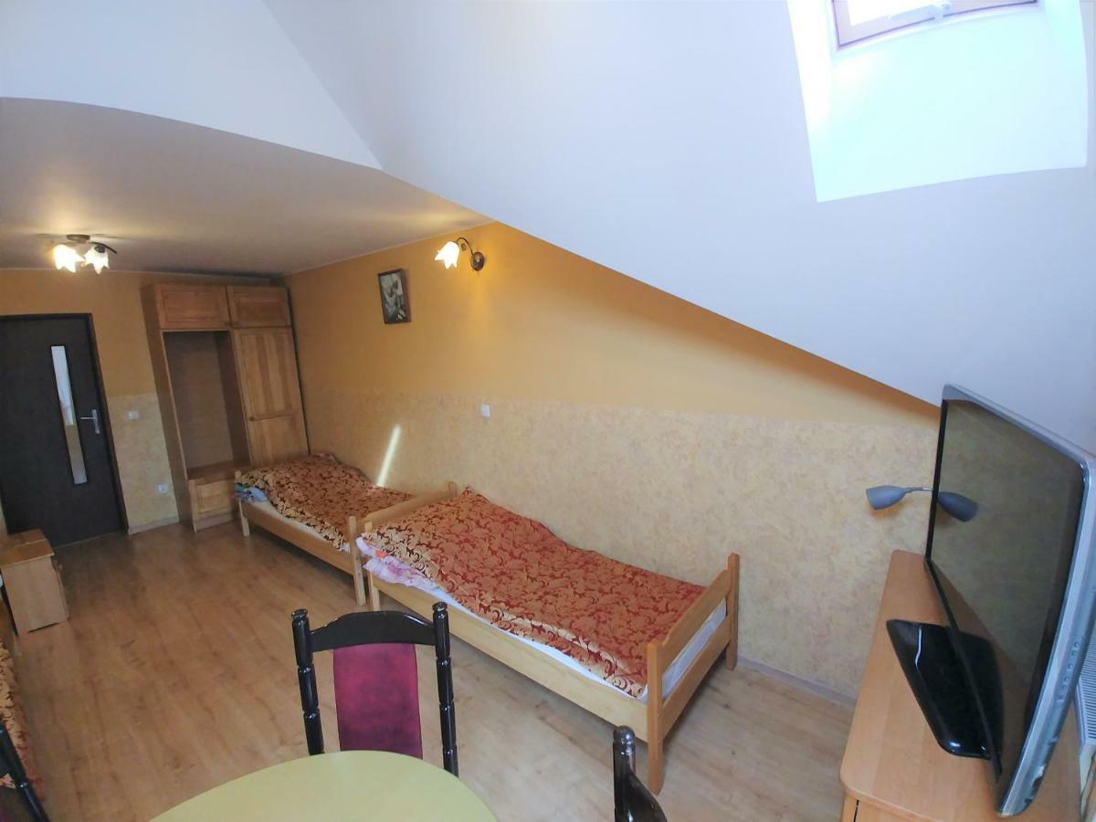 Bed and Breakfast U Zosi Пизувка Екстер'єр фото