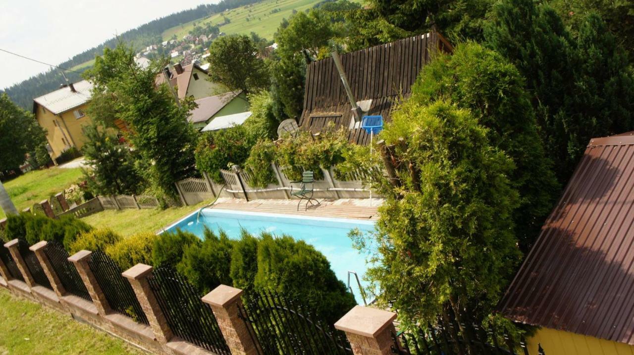 Bed and Breakfast U Zosi Пизувка Екстер'єр фото